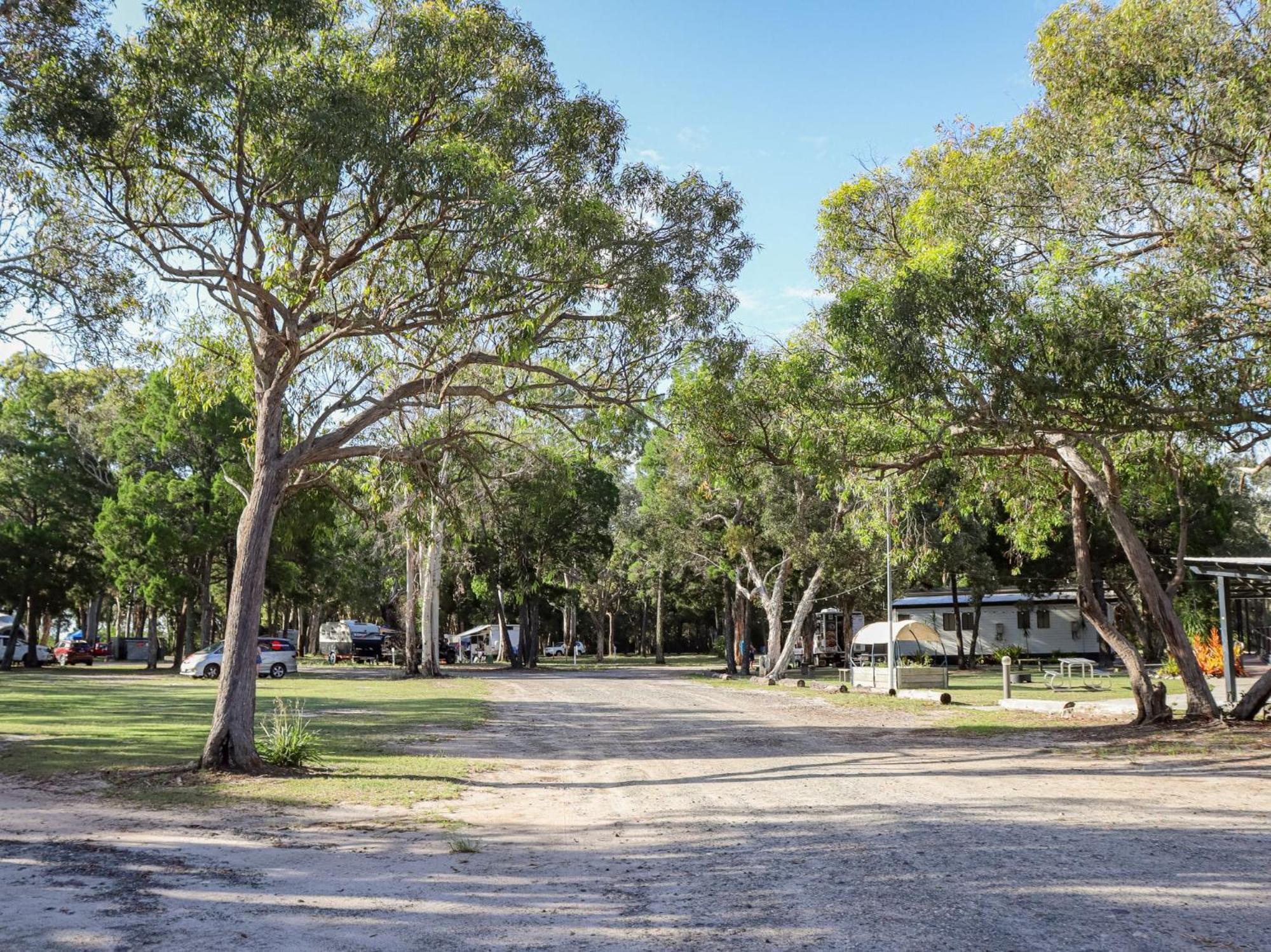 Big4 Breeze Holiday Parks - Rainbow Beach Exterior photo