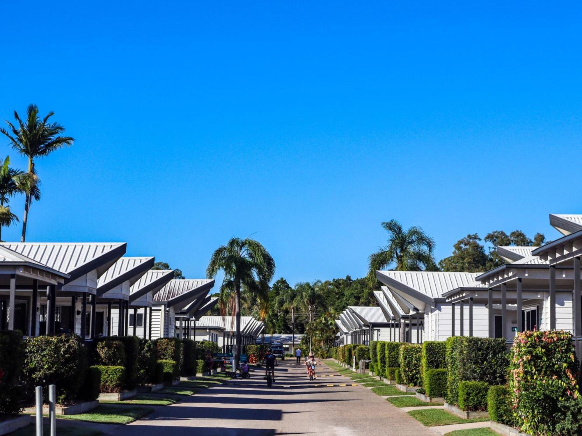 Big4 Breeze Holiday Parks - Rainbow Beach Exterior photo